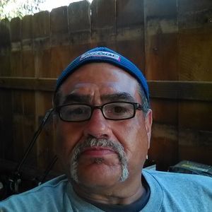 Meet your Posher, Manuel